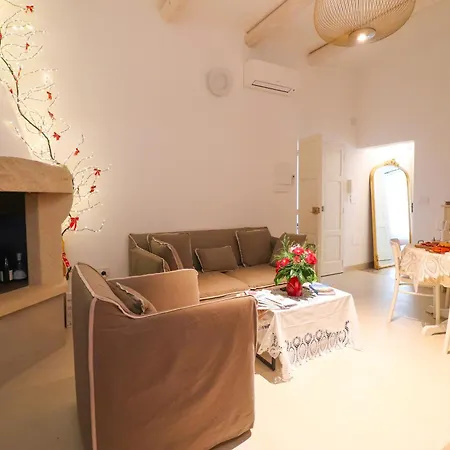 Bacchus Luxury Historic Center, Jacuzzi & Parking Casa de Férias Otranto