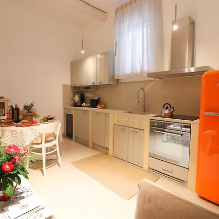 Bacchus Luxury Historic Center, Jacuzzi & Parking Holiday home Otranto