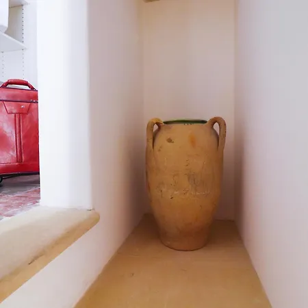 Bacchus Luxury Historic Center, Jacuzzi & Parking * Otranto