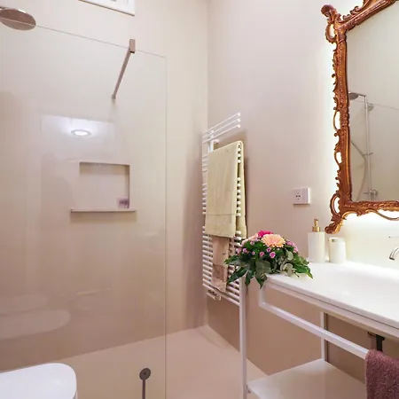 Bacchus Luxury Historic Center, Jacuzzi & Parking